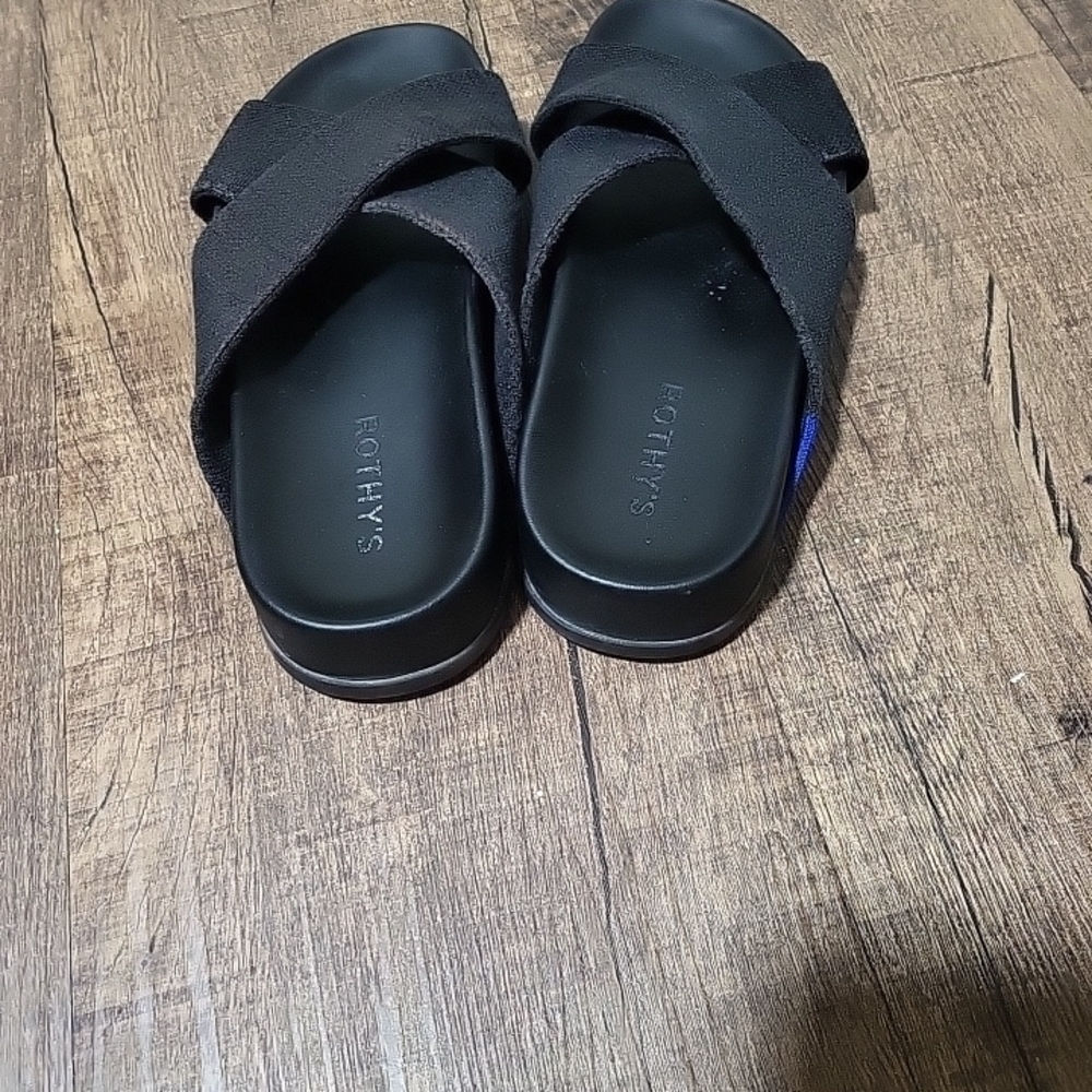 Rothy's Black  The Weekend Slides Size 8